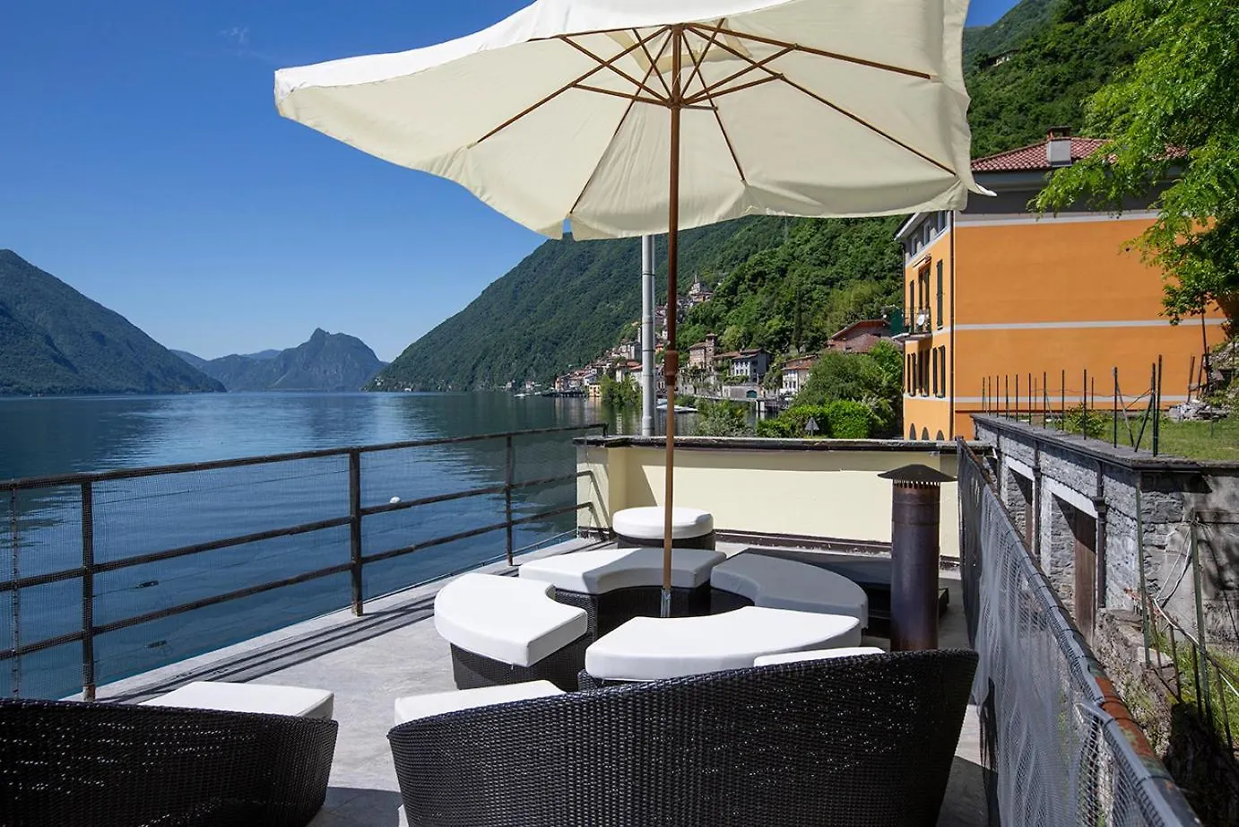La Sentinella - Lake View & Panoramic Terrace Вальсольда Апартаменты
