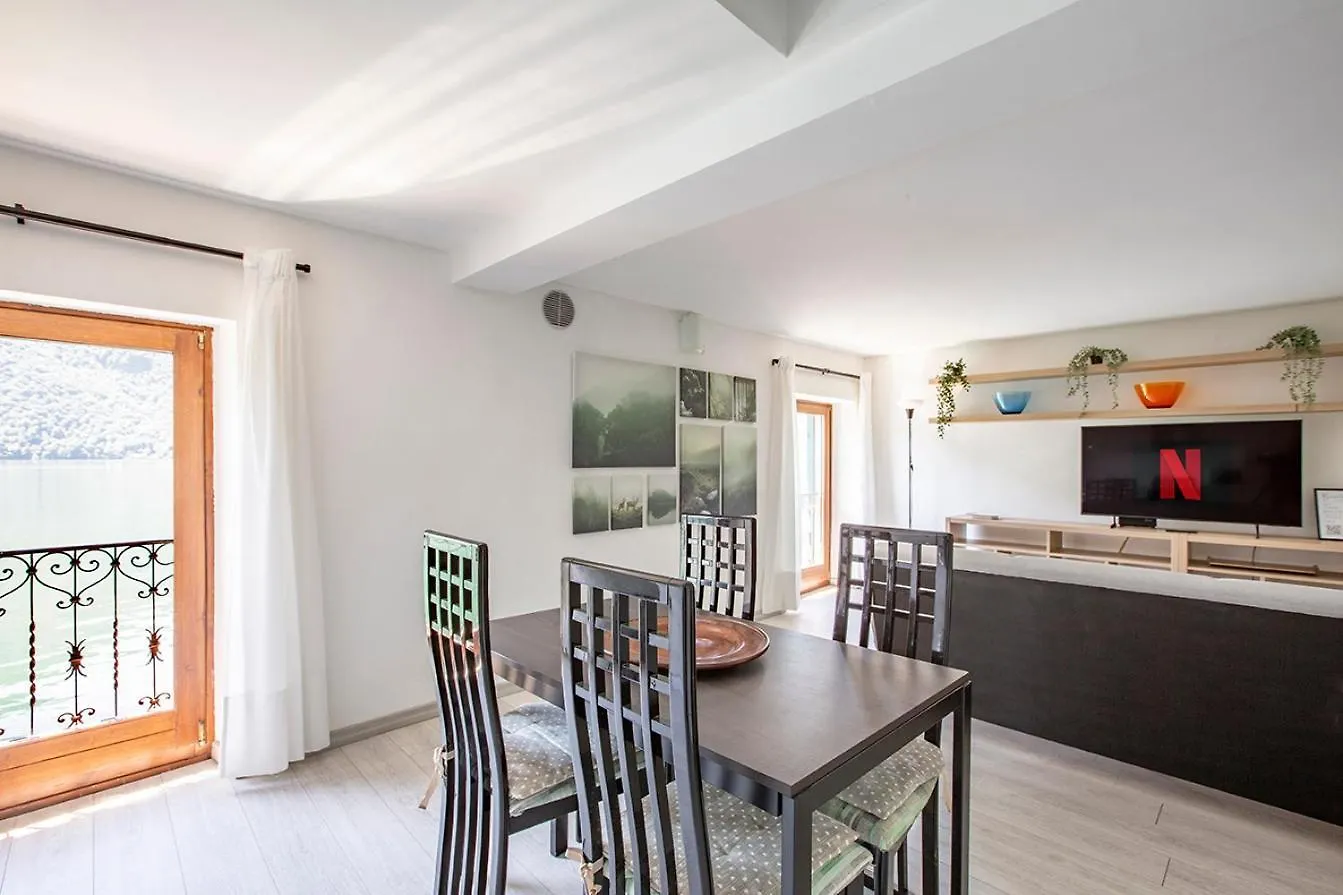 La Sentinella - Lake View & Panoramic Terrace Вальсольда Италия